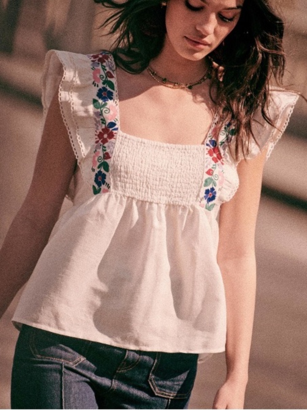 Sézane Women’s Ruby Floral Embroidered Cotton Linen Sleeveless Blouse Top